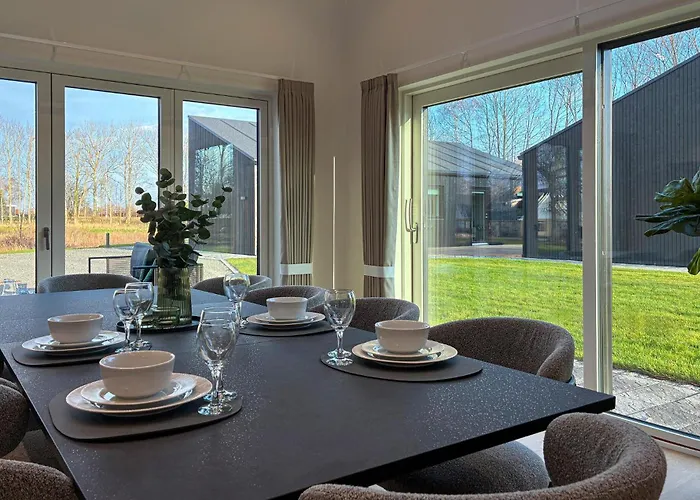 5 Bedroom Gorgeous In Holiday home Karrebaeksminde