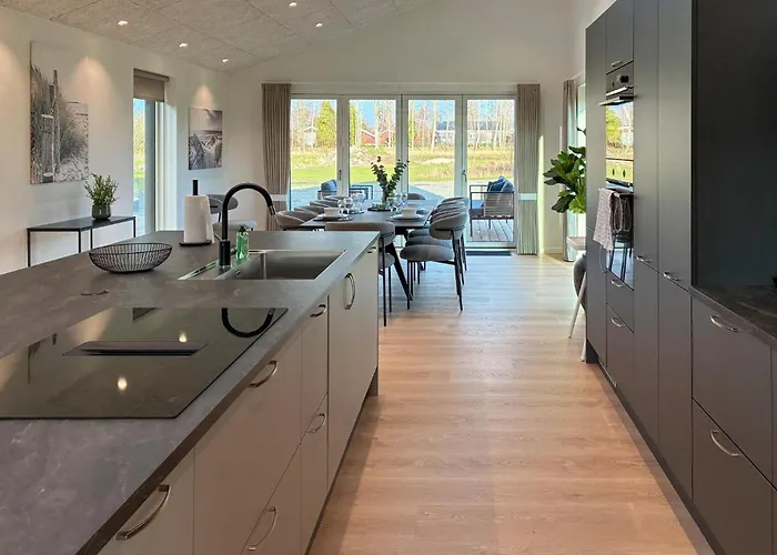 5 Bedroom Gorgeous In Nyaraló *