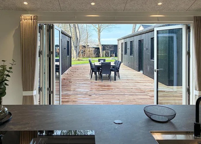 5 Bedroom Gorgeous In * Karrebæksminde