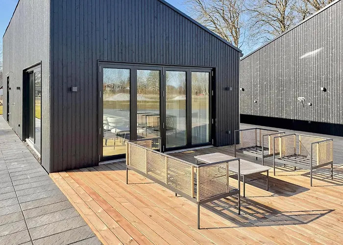 5 Bedroom Gorgeous In