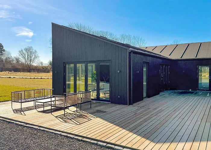 5 Bedroom Gorgeous In Karrebæksminde